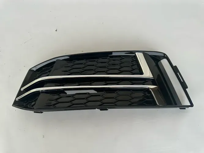 Grade Esquerda Farol de Milha Audi A4 Ambition 2017 2018