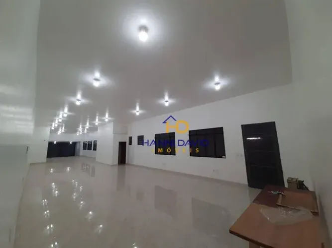 Locação Loja comercial toda Reformada 2 banheiros uma linda Iluminação 230m² próximo do me