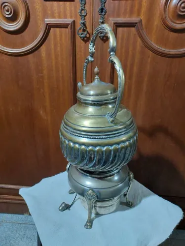 SAMOVAR ANTIGO IMPÉRIO EM PERFEITISSSSIMO ESTADO DE CONSERVAÇÃO 