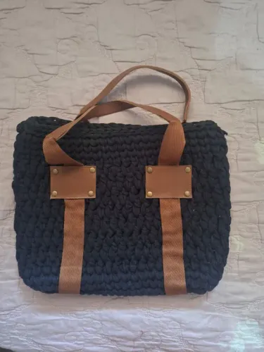 Bolsa porta notebook de crochê 