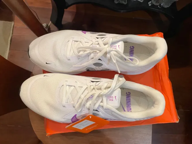 Nike Quest 5 41 novo na caixa