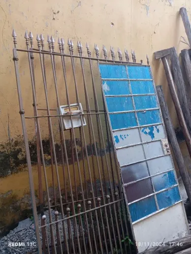 Portão de ferro maciço 1,50M (2 partes)