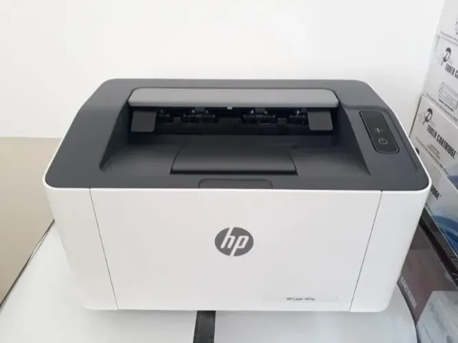 Impressora HP Laser 107w monocromática wifi e usb