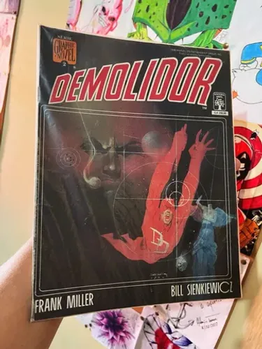 Demolidor amor e guerra Editora Abril 1988 Graphic Novel