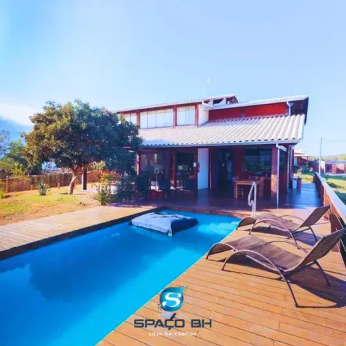 Piscina de fibra Spaço BH Piscinas. Medida 8.90 x 3.40 x 1.40