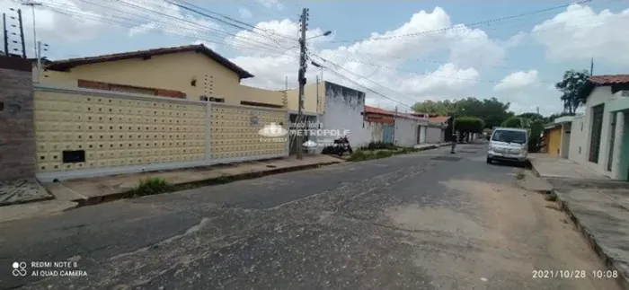 R. NILO CORREIA LIMA - BAIRRO: ACARAPE