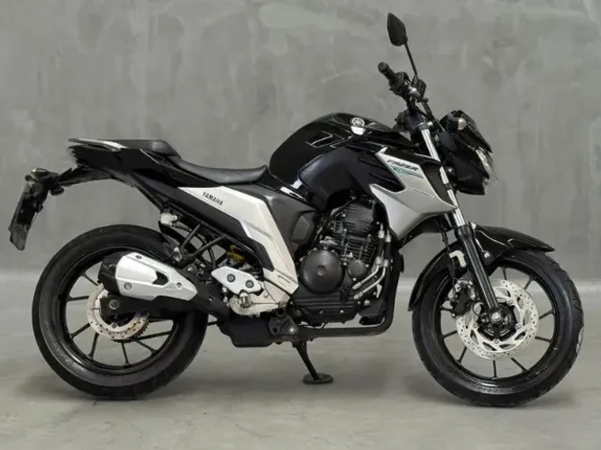 YAMAHA FZ25 FAZER