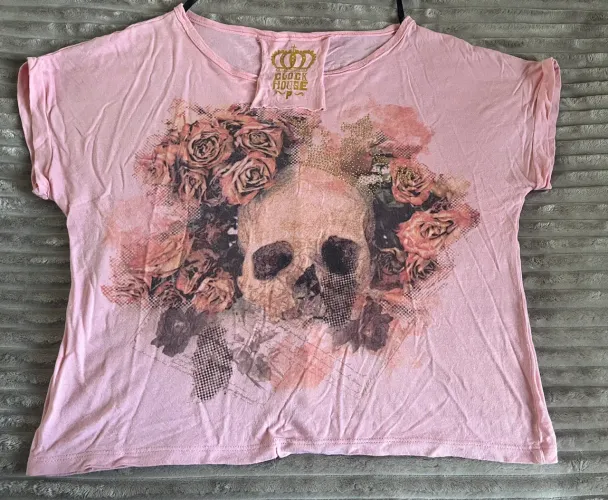 Blusa Caveira Rosas Feminina