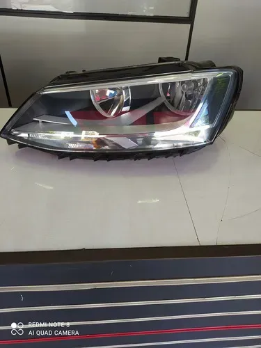 Farol Esquerdo Volkswagen Jetta 2012 A 2016