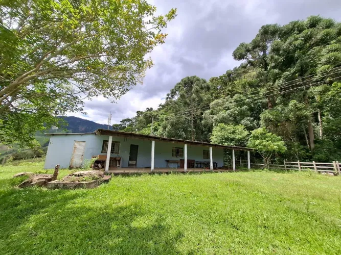Sitio com 24000m² Delfim Moreira/MG<br>Delfim Moreira M/G<br>ALTO DA MANTIQUEIRA