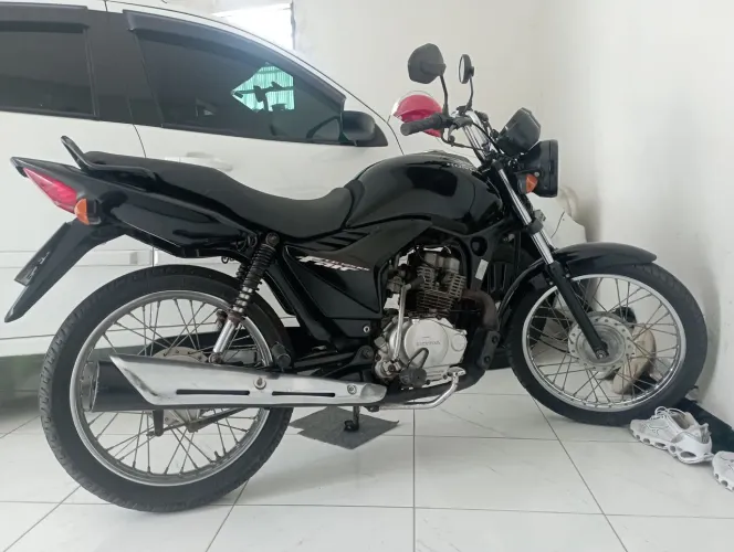 Honda CG125 preta despachada!