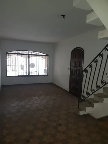 Sobrado 160m2 com 2 vagas de garagem para alugar na Vila Formosa
