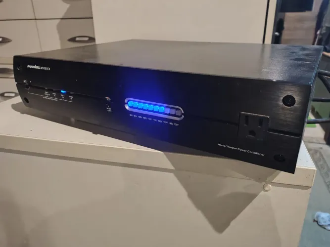 Condicionador de Energia Panamax M5100-EX Home Theater