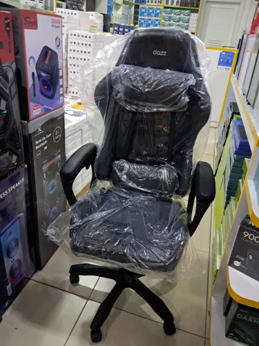 Cadeira gamer com almofadas suporta até 140kg 