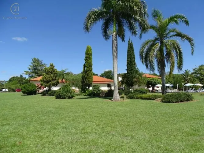 Chácara à venda em Barão de Antonina, Centro, com 7 quartos, com 200 m²