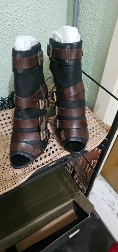 BOTA SCHUTZ