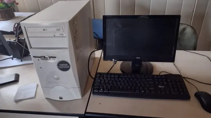 Monitor AOC 1619SWA 15,6"