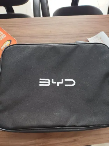 Carregador portátil byd novo nunca usado 