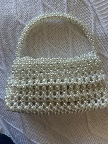 Bolsa Zara novíssima, usada apenas 1 vez. Medidas: Largura 23 cm Altura 13 cm