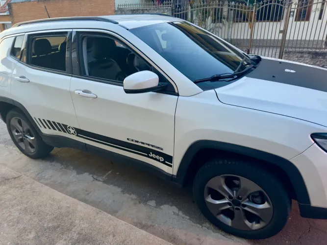 Jeep Compass Longitude 2.0 4X4 Dies. 16V Aut. 2018