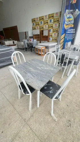 Mesa Para Sala De Janta Nevada 4 Cadeiras Tampo E Base Quadrada Cor Branco 
