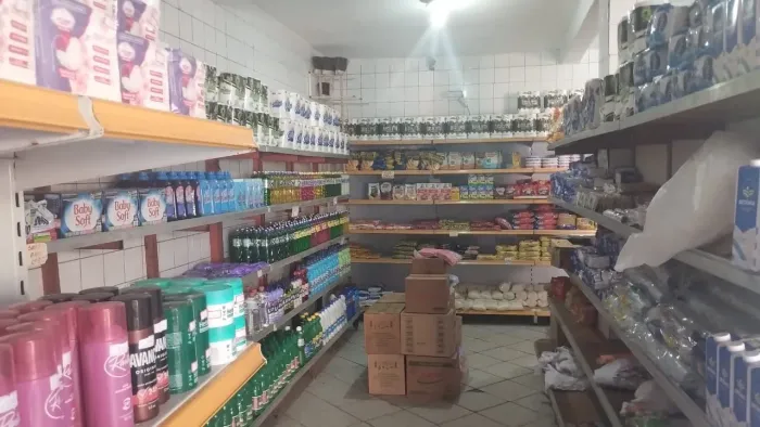 Padaria e Mercado/prédio próprio