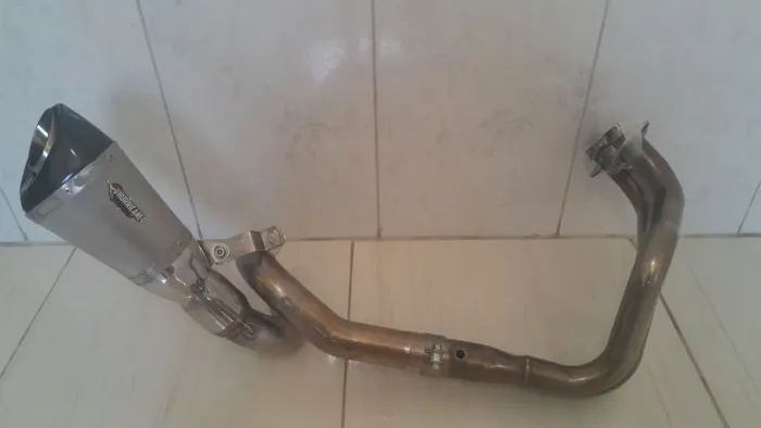 Escapamento Yamaha MT-07 2022 HURRICANE tá zero