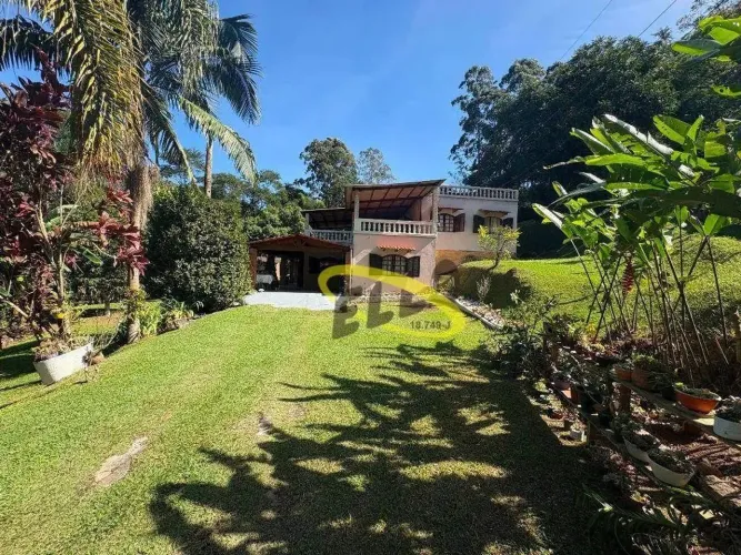 Chácara com 3 dormitórios à venda, 1807 m² por R$ 798.000,00 - Parque Rizzo - Cotia/SP