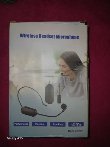 Microfone facial novo na caixa 