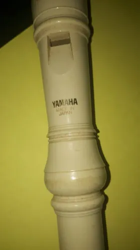 flauta doce Yamaha( Japonesa