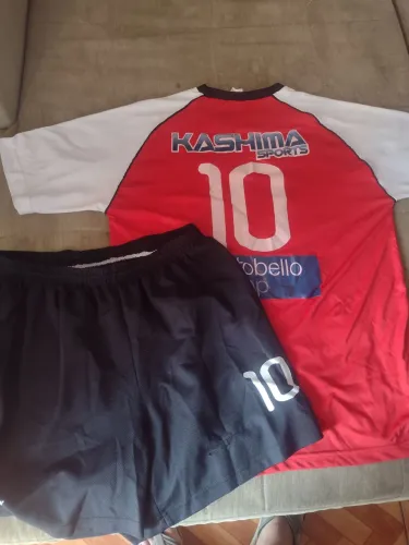 Jogo de Uniforme Kashima(leia o anúncio)