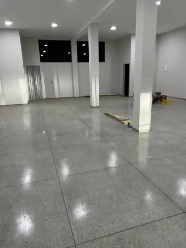 Galpão Comercial para Alugar - 1504 sul Ótima Localização