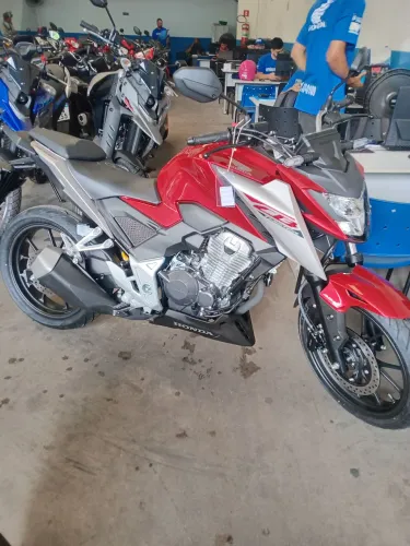 Honda CB TWISTER 2026 300cc Vitória motors