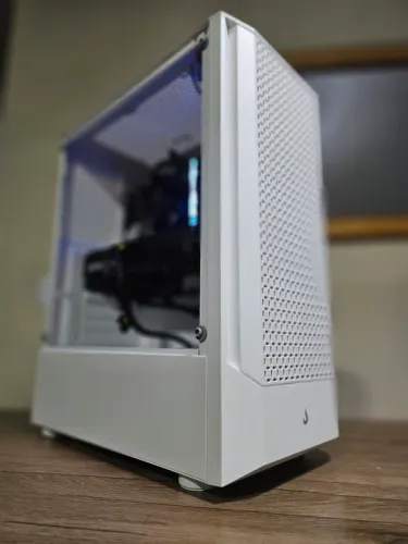 PC Gamer Intel core i7 10700F + RTX 3060TI