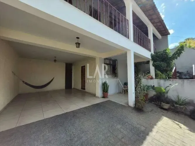 Casa Geminada à venda, 4 quartos, 1 suíte, 2 vagas, Alípio de Melo - Belo Horizonte/MG
