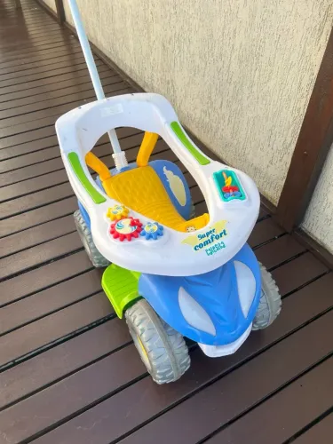 Carrinho de Passeio Quadriciclo Super Comfort Calesita
