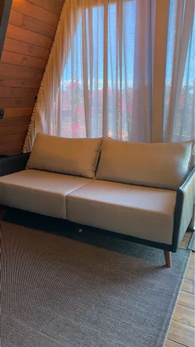 Sofá 3 lugares moderno