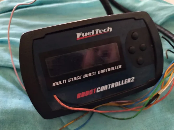 Controlador de pressão FuelTech BoostController2