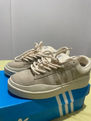 Tênis Bad Bunny Adidas