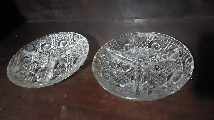 Petisqueiras de cristal antigas