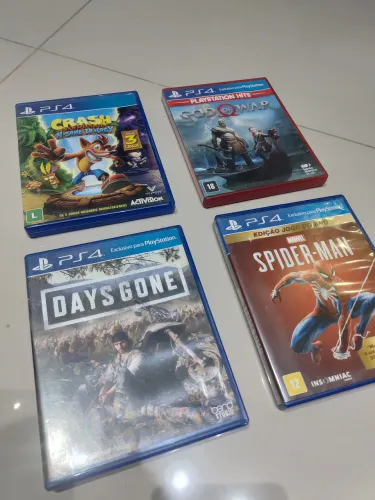 Jogos Ps4 semi novo