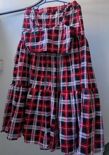 Vendo essas peças de roupa.