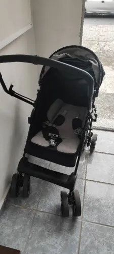 Carrinho de bebê Solares Tutti Baby Reversível