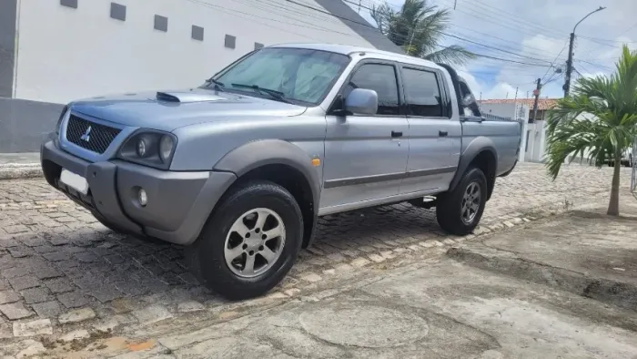 Mitsubishi L200 Outdoor GLS 2.5 4X4 CD TDI Diesel 2012