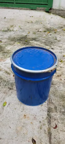 Tambor de ferro 20 litros usados 