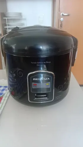 Panela de arroz elétrica