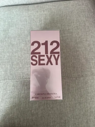 Perfume 212 Sexy - Carolina Herrera 100ml Eau de Parfum