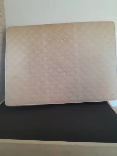 Vendo Cama Box Casal