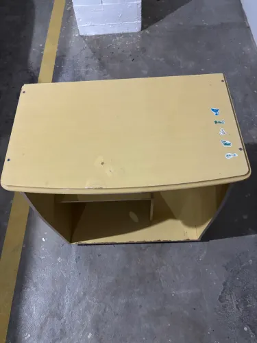 Mesa para Computador - MDF - R$ 40