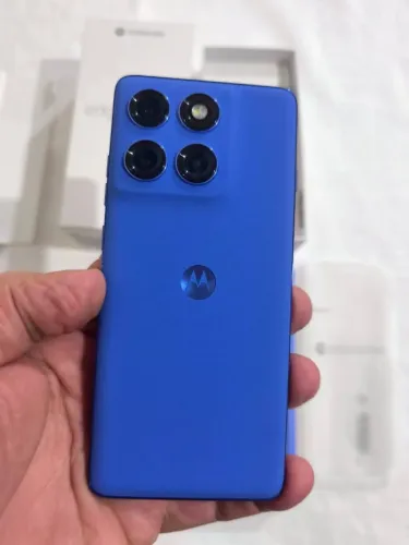 Moto Edge 60 Pro, 5g, 512 gb, 12 GB ram , whats *